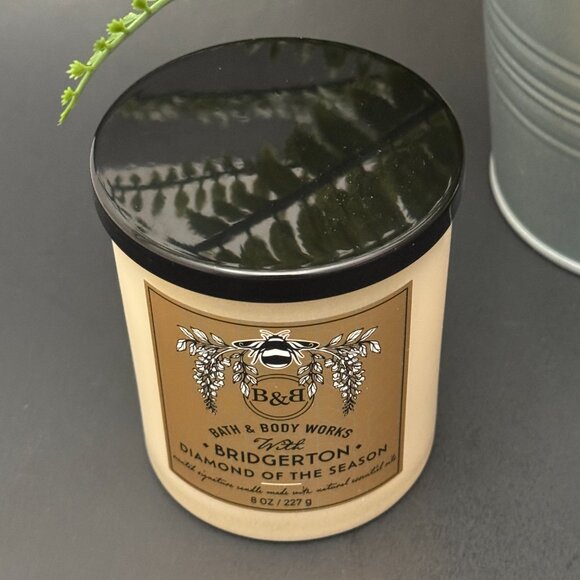 BBW Bridgerton Collaboration Diamond Of The Season Bath & Body Works Candle - Picture 4 of 10